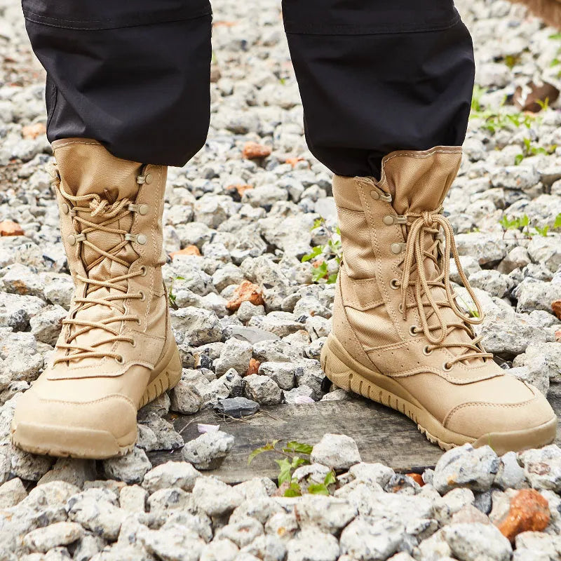 Yulong Combat Boots tactical desert footwear in black and sand colours for outdoor climbing and hiking