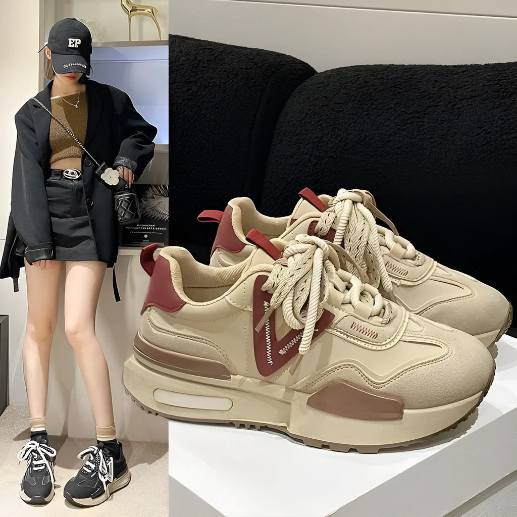 Women's retro platform sports shoes in black and khaki red with lace-up front and round toe