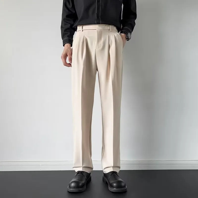 Men's straight-leg suit trousers in apricot and black colours with loose fit