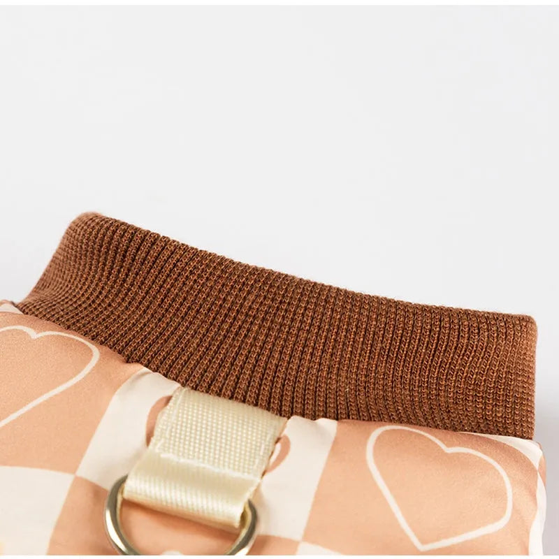 Quilted cotton-padded pet vest with integrated leash ring, retro bear or geometric print, brown or orange