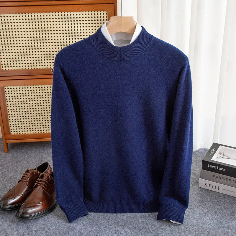 Man wearing a half-turtleneck wool sweater in camel colour, loose fit, for winter.