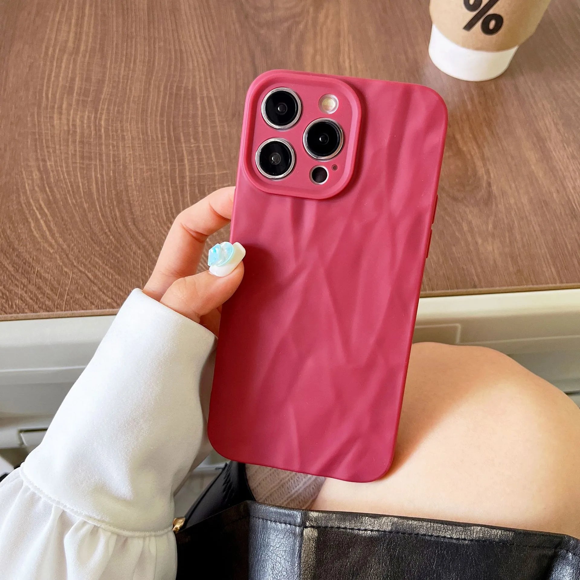 Frosted TPU phone case with pleated pattern in solid colour for iPhone