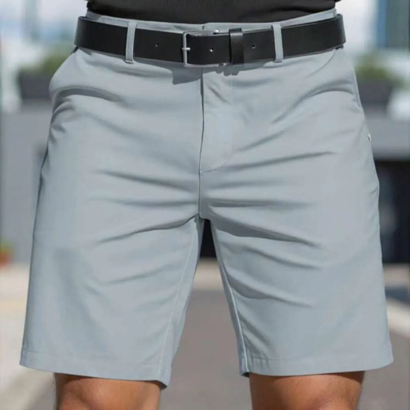 Men's solid colour elastic shorts trousers in straight cut fifth pants length