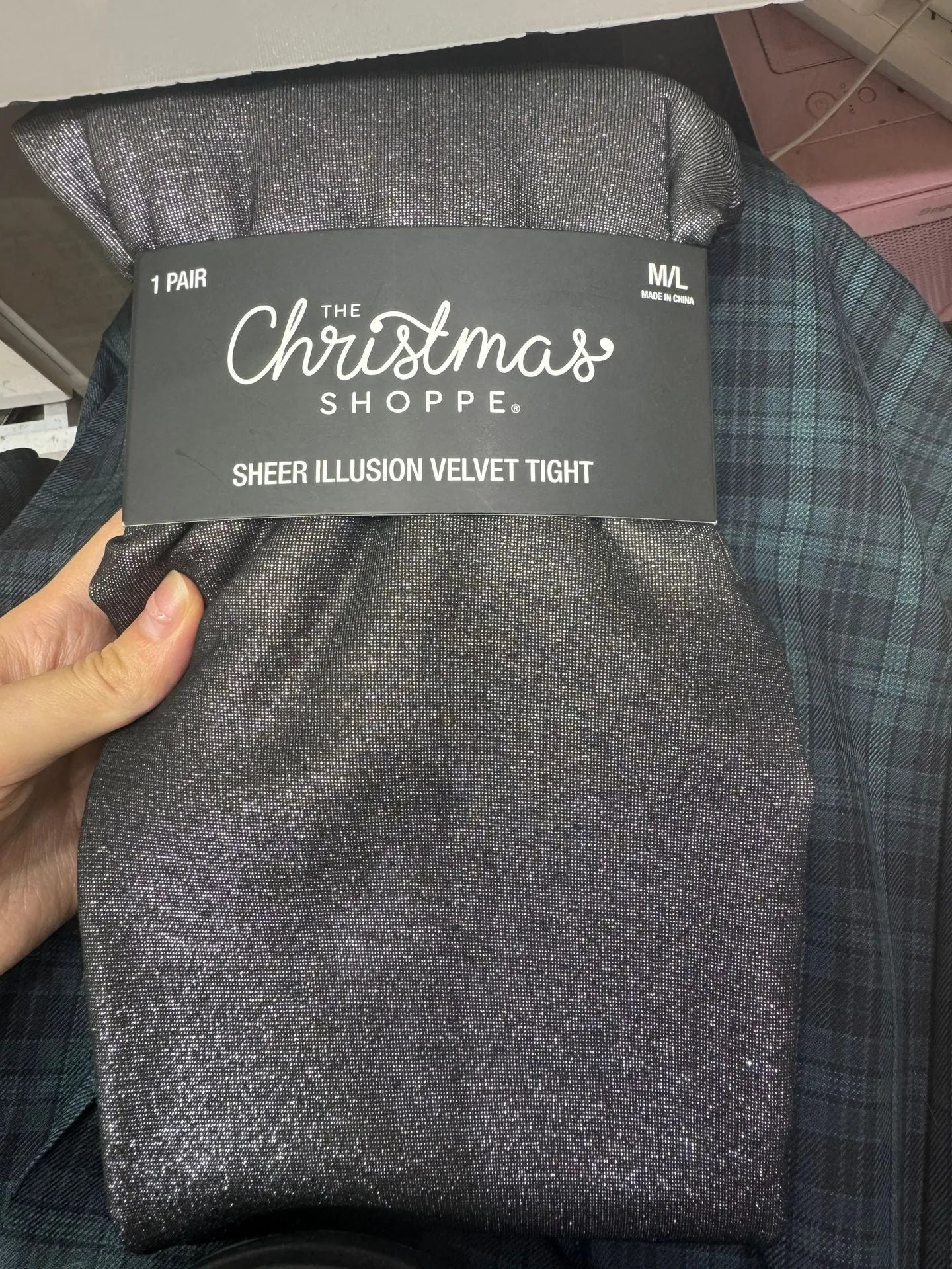 Wool-lined anti-snag leggings in black, coffee or silver silk styles with footed or translucent designs.