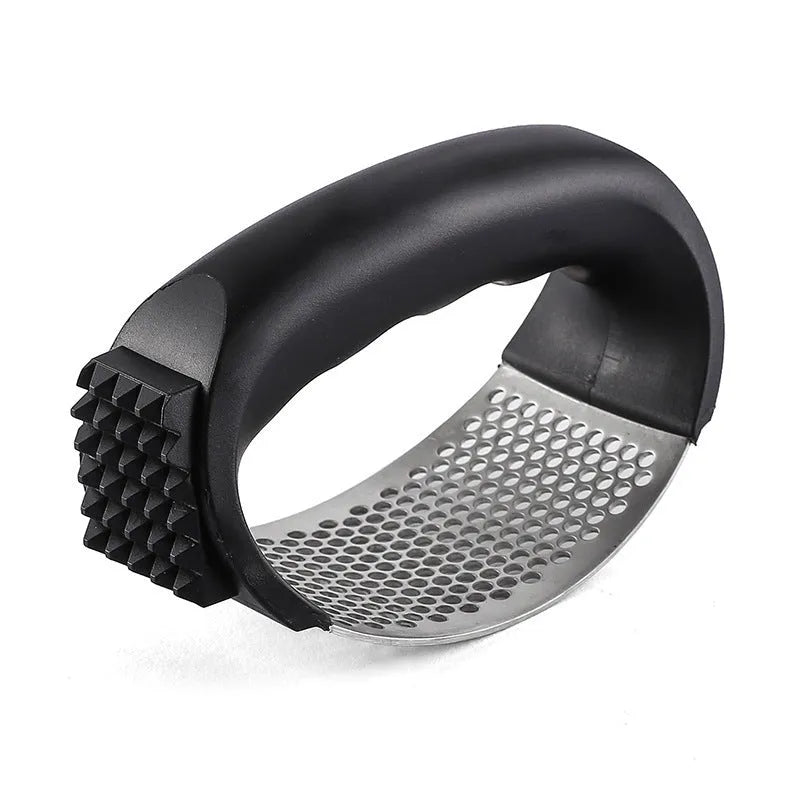 304 stainless steel garlic press with PP handle in black, blue, green, or pink colours
