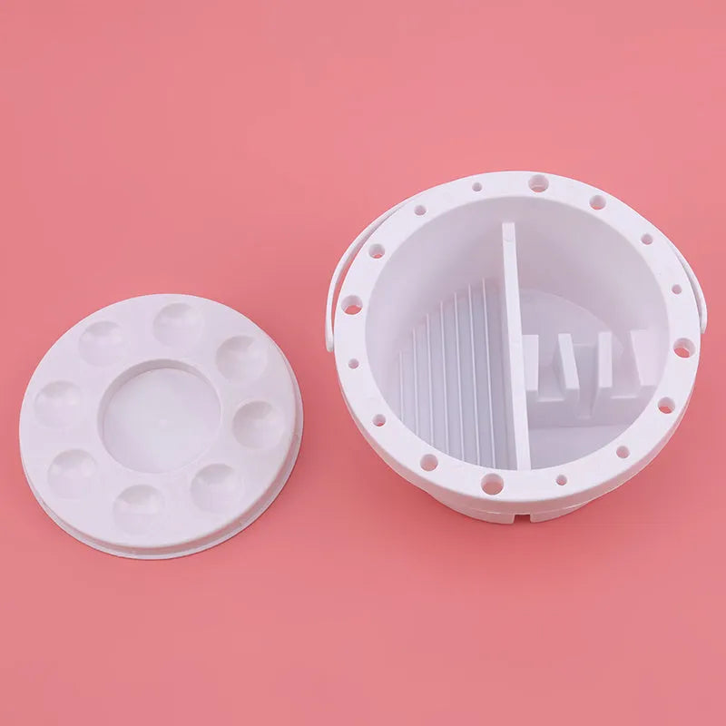White plastic brush holder with 16.5cm diameter for painting brush storage