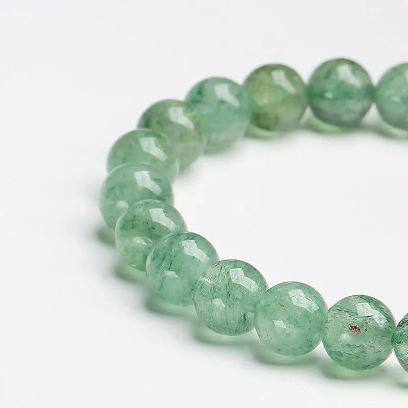 Green strawberry quartz single circle ball bracelet with 7.5mm beads and geometric Chinese style design