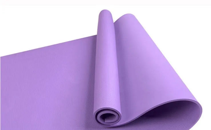 Red EVA fitness yoga mat with rolled black mat beside it, showing thickness options of 4mm and 6mm.