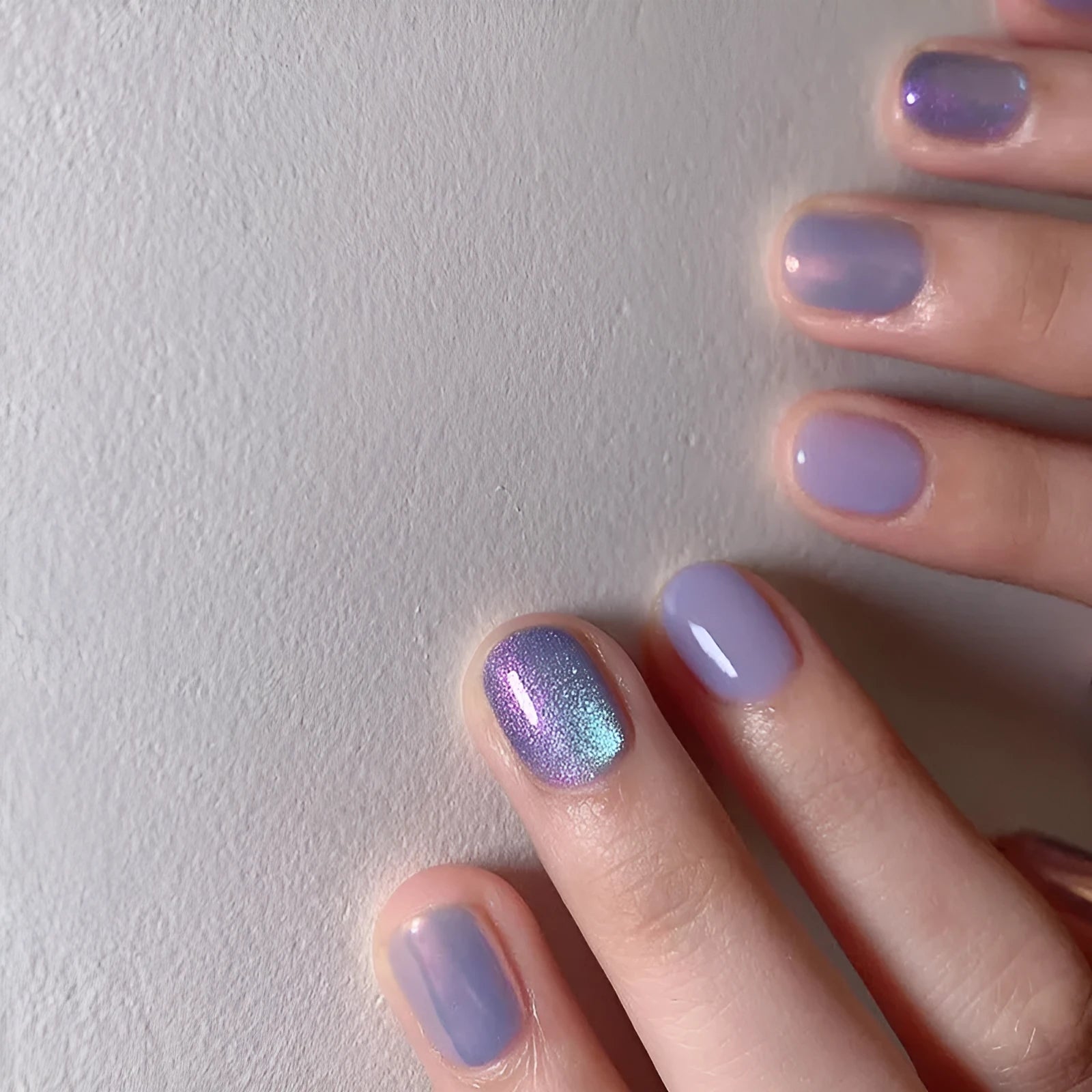 Starry sky Aurora artificial nails short style 24 pieces with adhesive glue