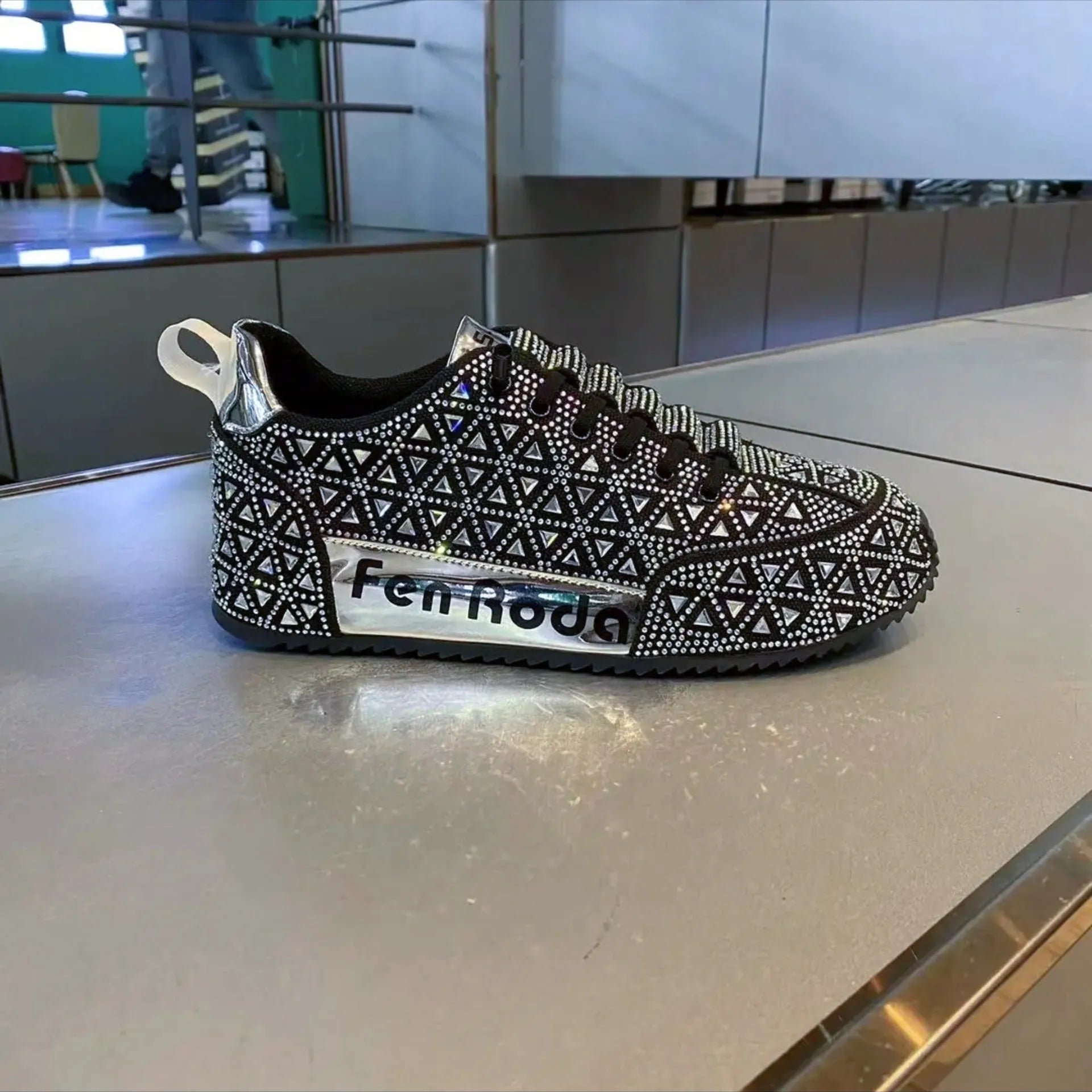 Men's slip-on breathable sneakers with hot drilling cloth surface, round toe, thick bottom rubber sole
