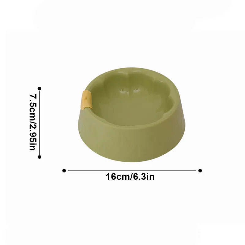 Plastic double pet bowl for cats and small dogs in flower-shaped design