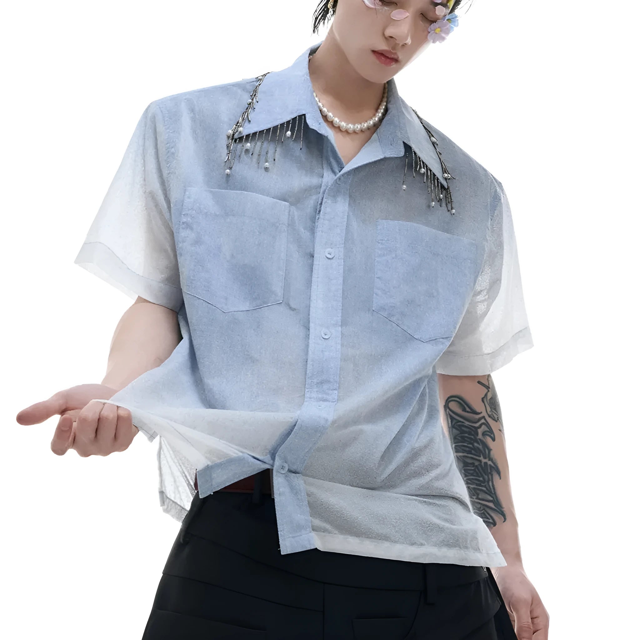 Men's loose blue and white gradient short sleeve shirt with quilted detail.