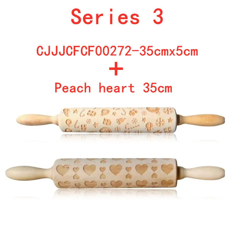 Wooden rolling pin with embossed Christmas snowflake pattern, 45 cm long.