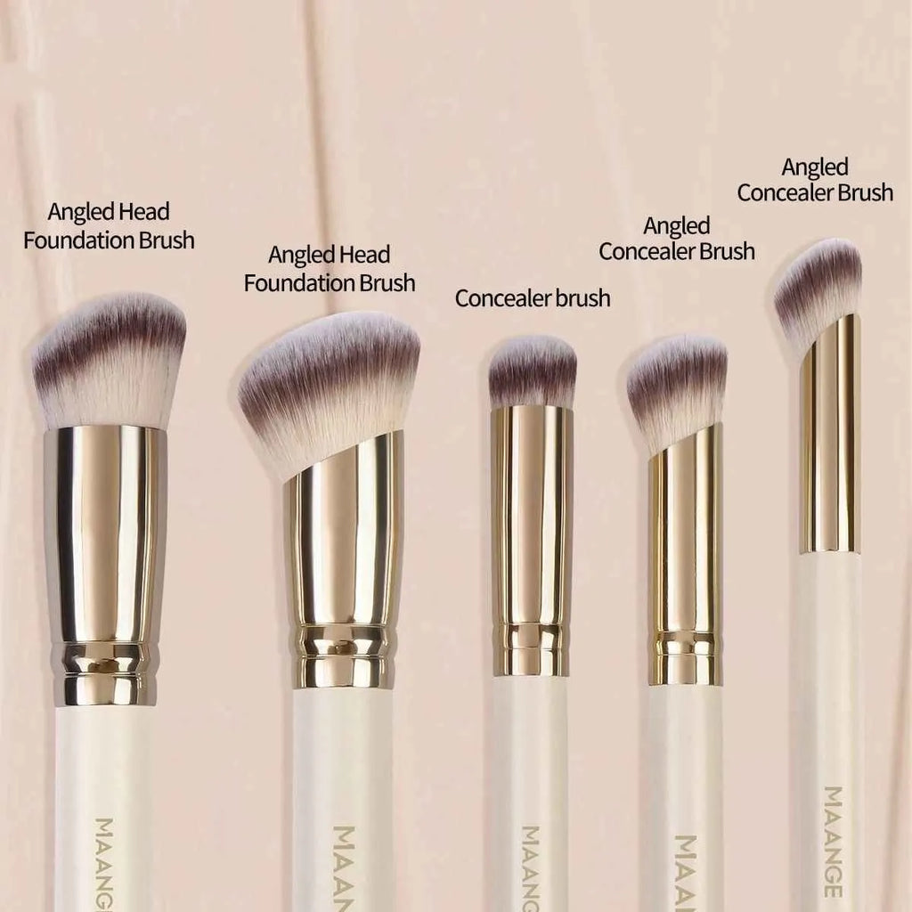 MAANGE five-piece makeup brush set with angled blush brush in apricot colour