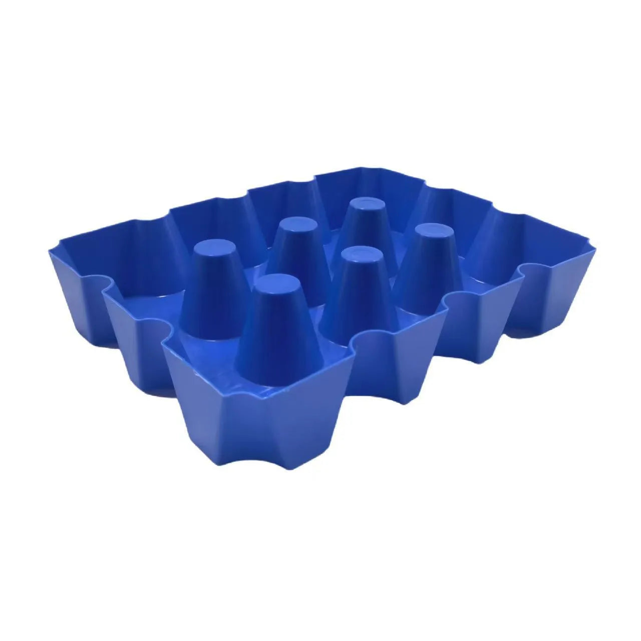 Blue plastic ice maker tray for camping and barbecues, dimensions 34x22x6cm.