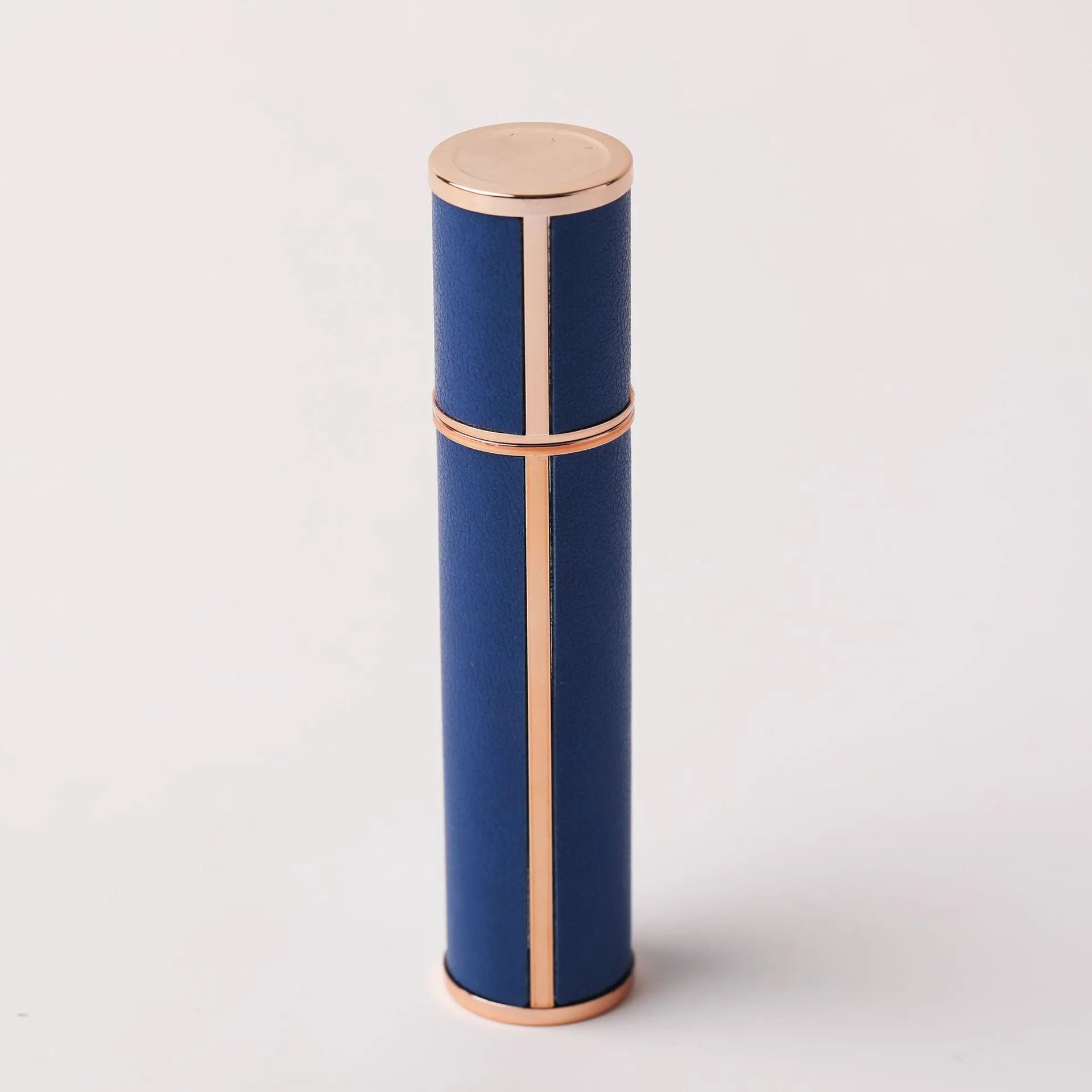 10ml PP perfume subpackaging spray bottle with atomization nozzle and removable lambskin cover, available in multiple colours