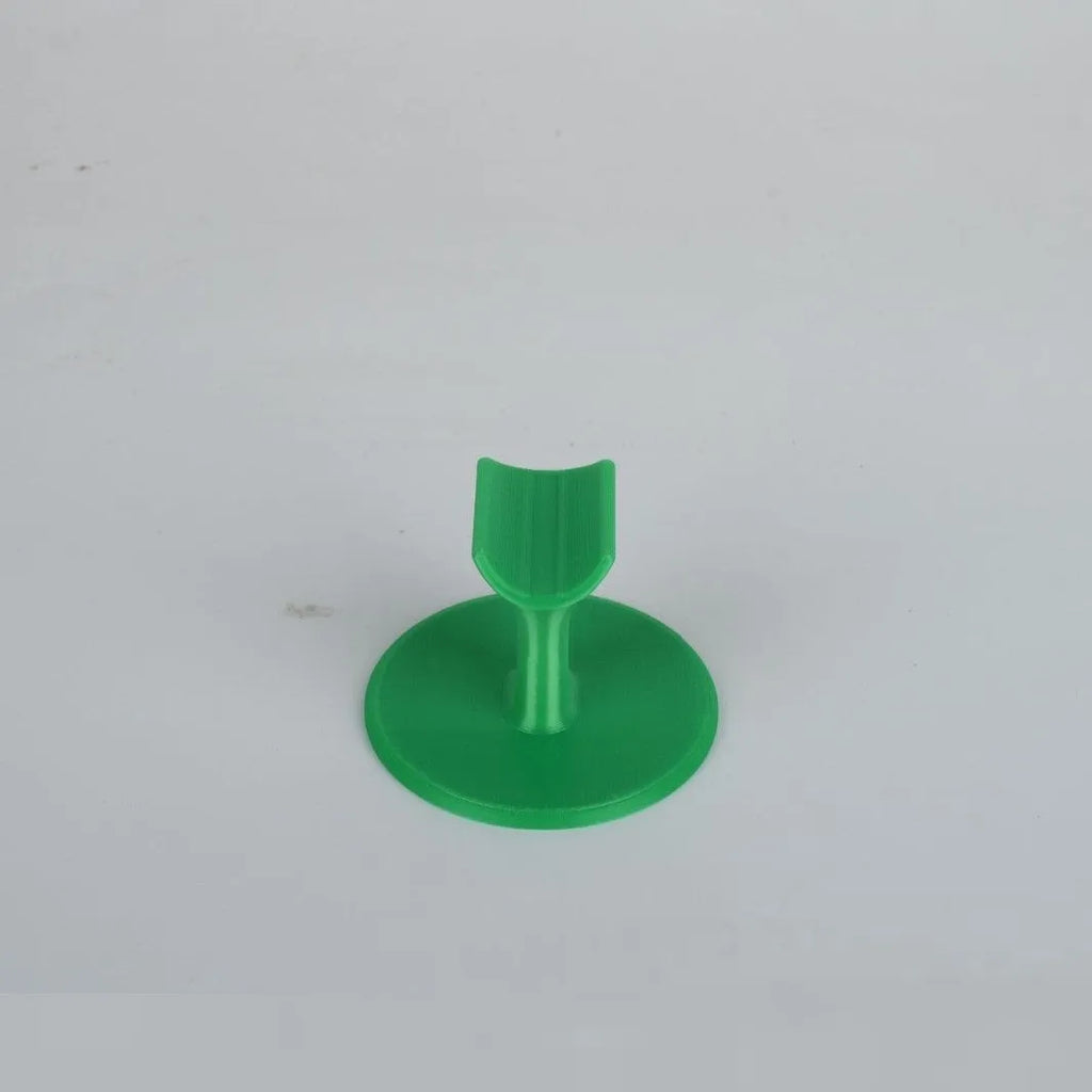 Chinese style resin nail bracket 6x6x4.3 cm plastic craft display stand