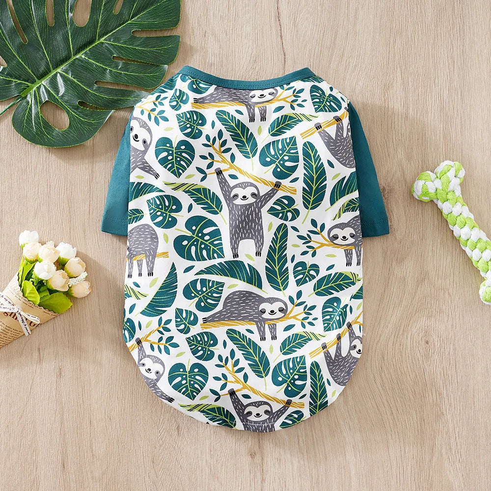 Casual printed dog t-shirt in multiple colours, shown with a sizing chart for small dogs.