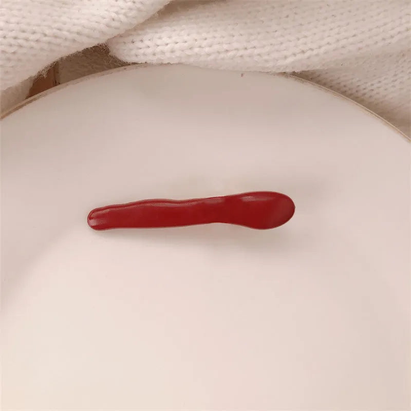 Red stereo love heart-shaped hairpin with French retro dots and willow leaf design