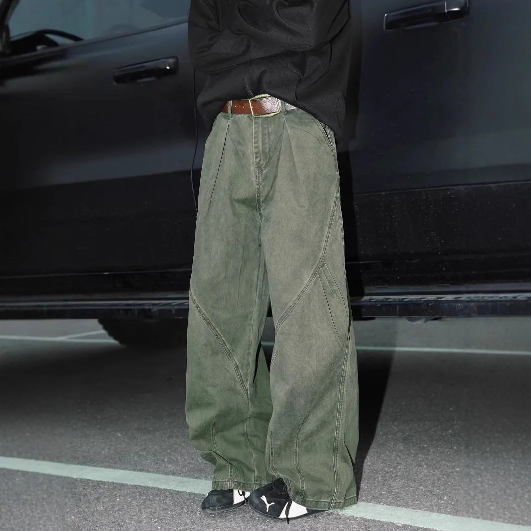 Men's straight leg trousers in stripe pattern with micro elasticity, shown in black, brown and apricot colours