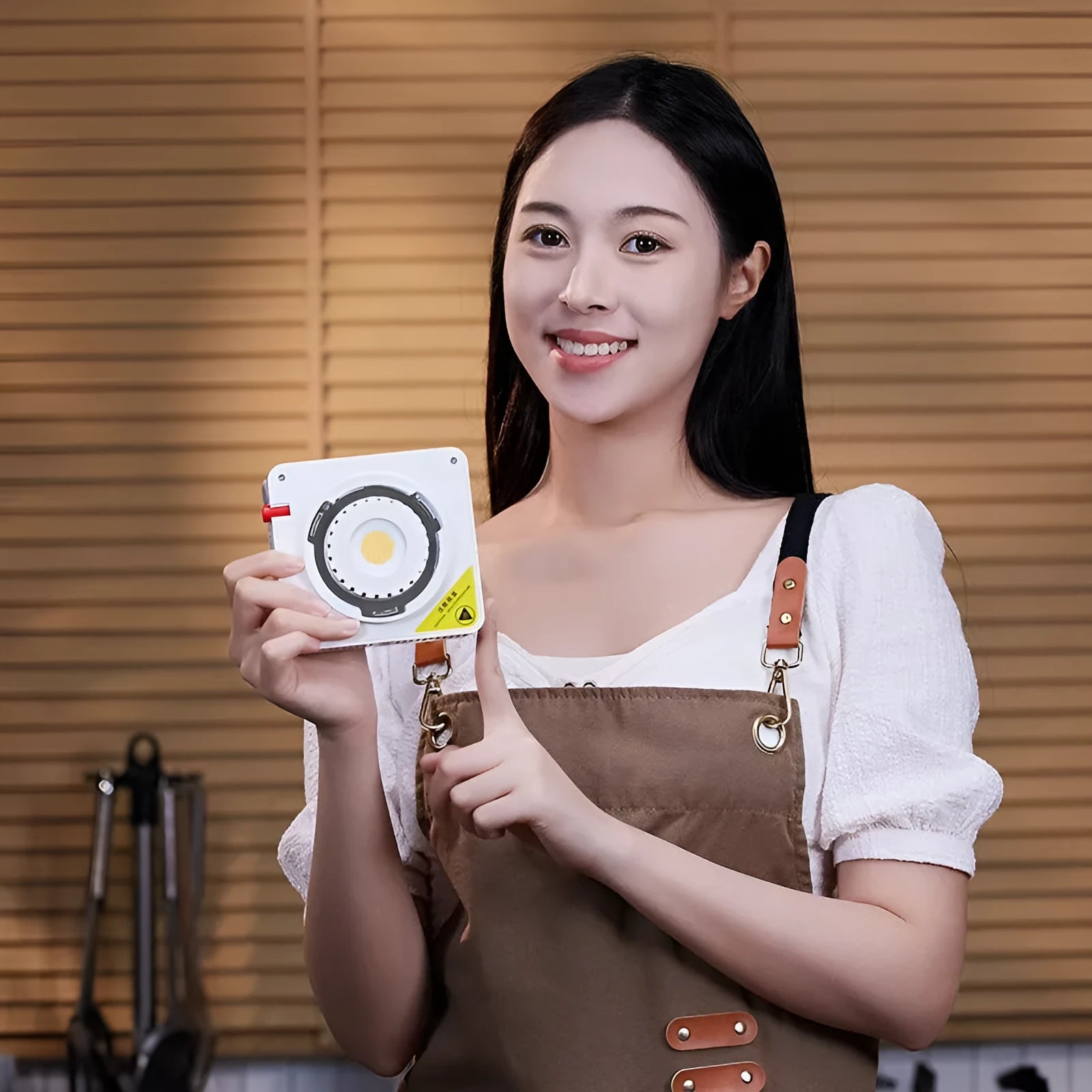Shenniu ML100Bi high power aluminium alloy LED fill light with lenses and battery handle