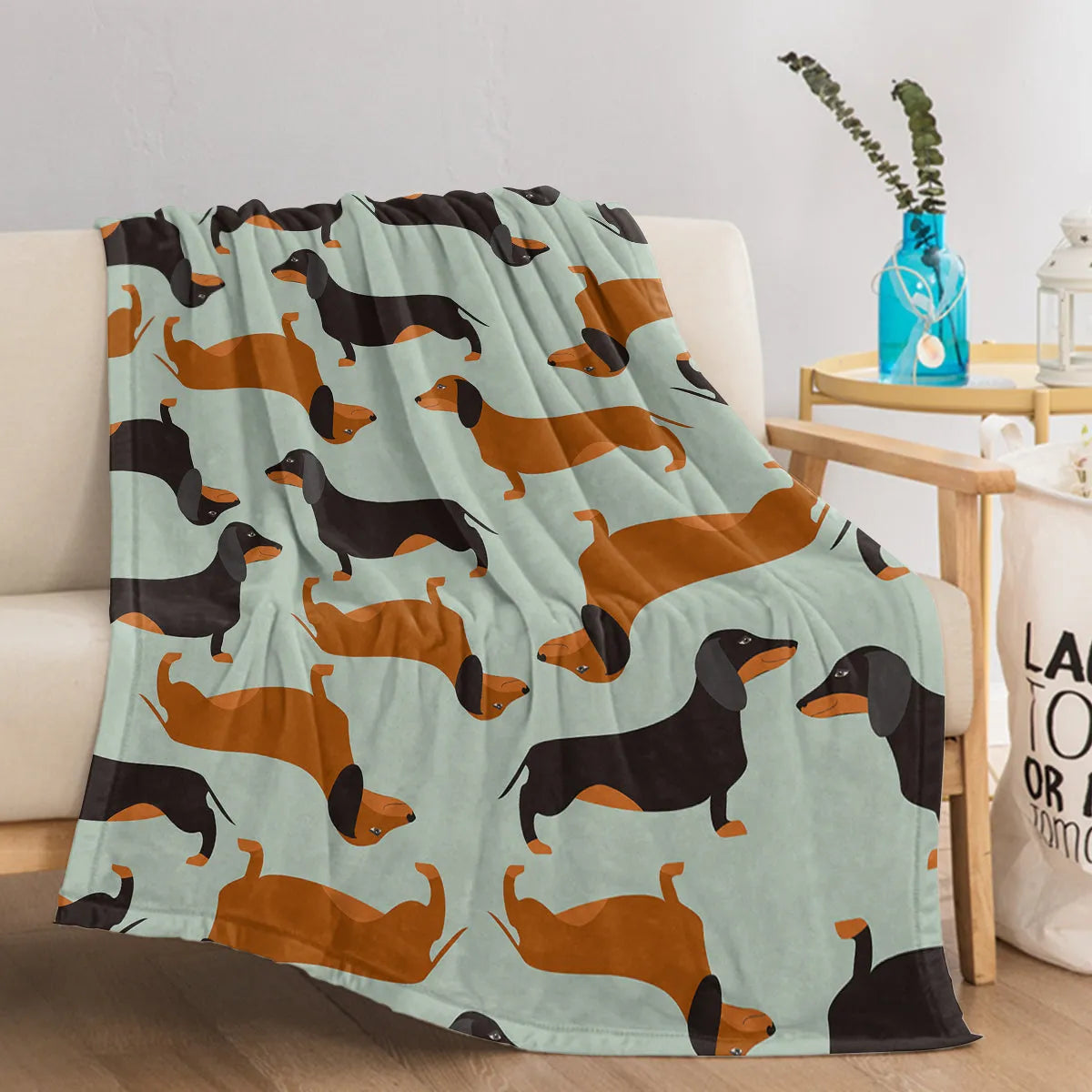 Flannel sausage printed blanket with cute pet theme in green, 75x100cm throw size