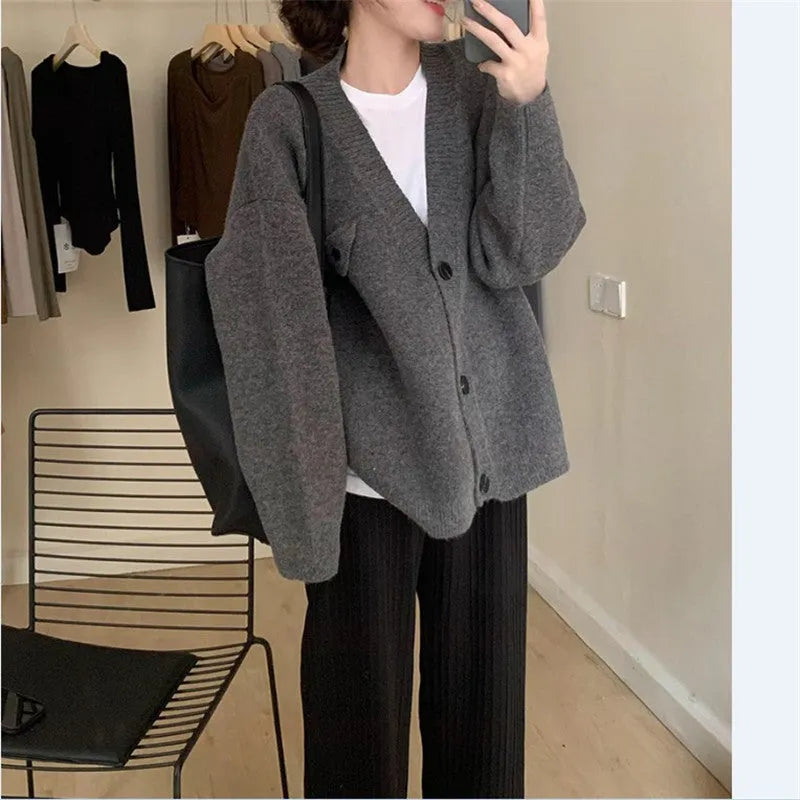 Loose solid colour cardigan top for women, long sleeves, available in khaki black gray green