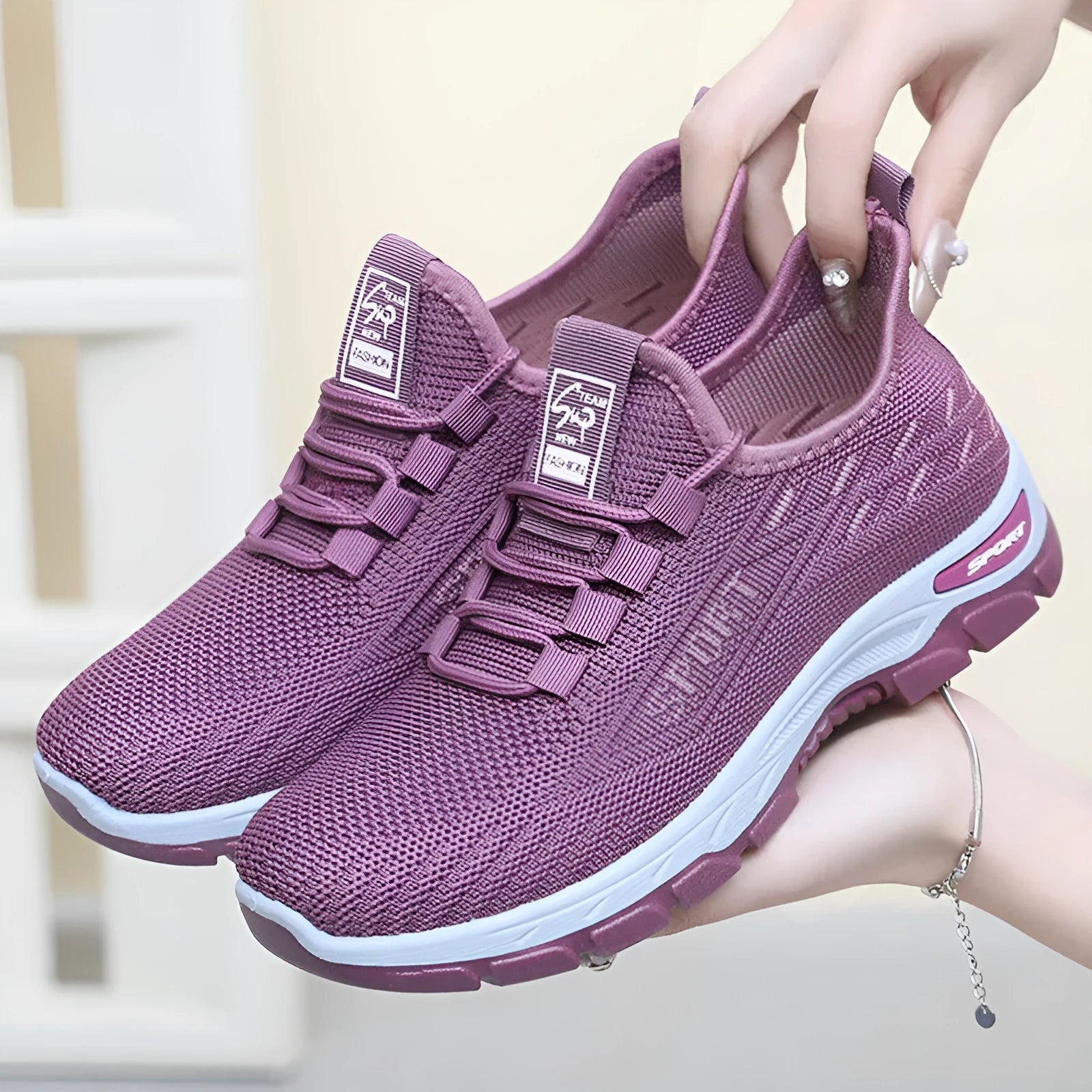 Casual sports sneaker with soft PVC injection moulded sole in low-top breathable design
