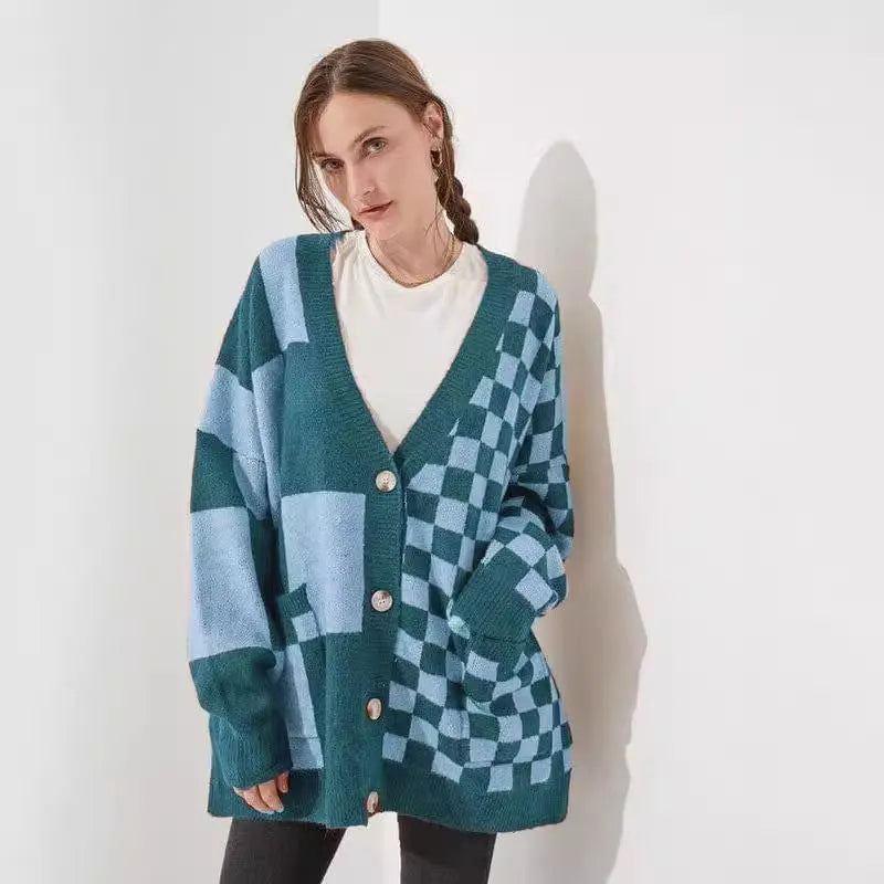Loose slim fit cardigan with printed checks pattern in polyester spandex blend fabric