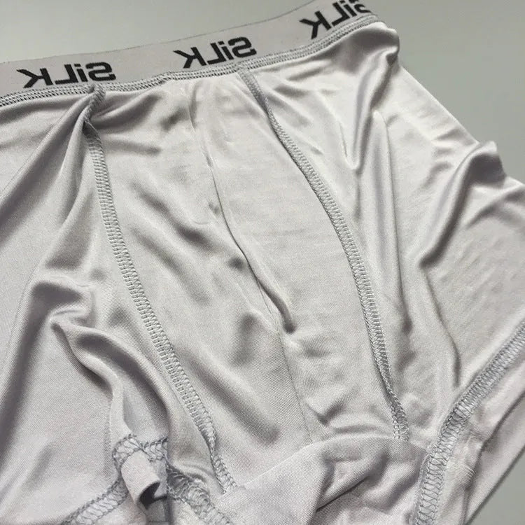 Men's breathable silk shorts in loose fit with mid waist design