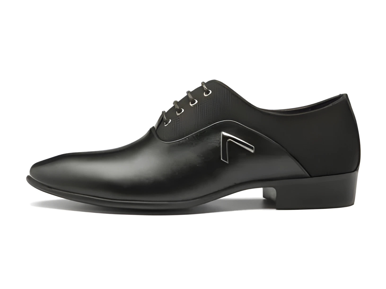 Men's black Oxford shoe with artificial PU upper and rubber sole, shown on a size chart background.