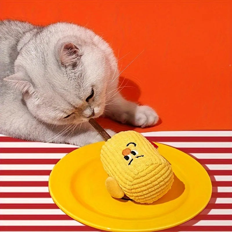 Polio wood corn cob shaped cat toy with catnip for dental cleaning, shown in Boxer and Coach designs.