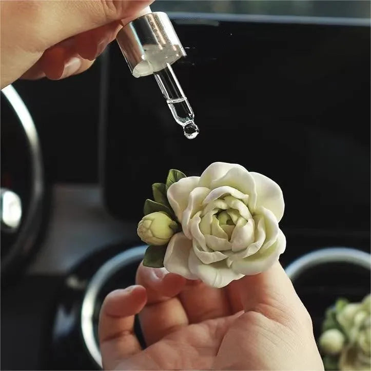 Jasmine scented gypsum car air vent clip diffuser in off white or fresh green