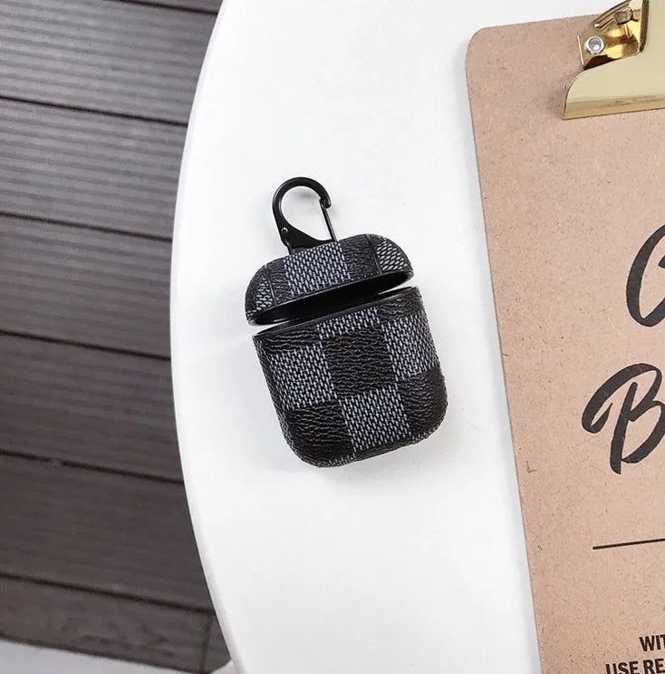 IPhone XS MAX hard shell protective case with grid pattern and anti-lost hook attachment