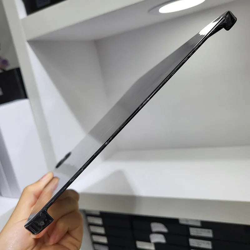 Carbon fibre hard case with plaid design for iPad Pro 11 in matte and forged finish options