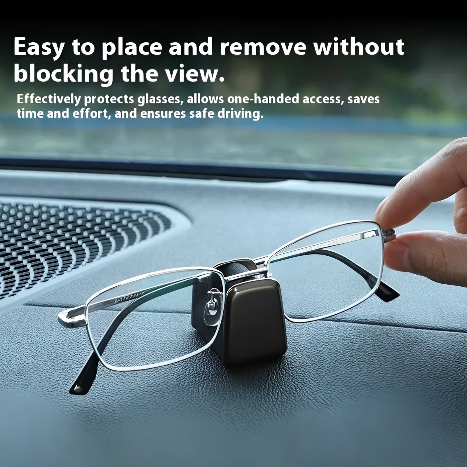 Car dashboard glasses storage clip in zinc alloy and leather measuring 3.7cm