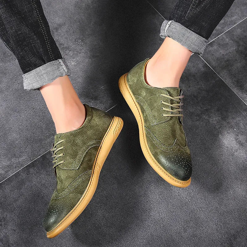 Men's genuine leather low-top business shoes in black with retro lace-up design and a rubber sole.