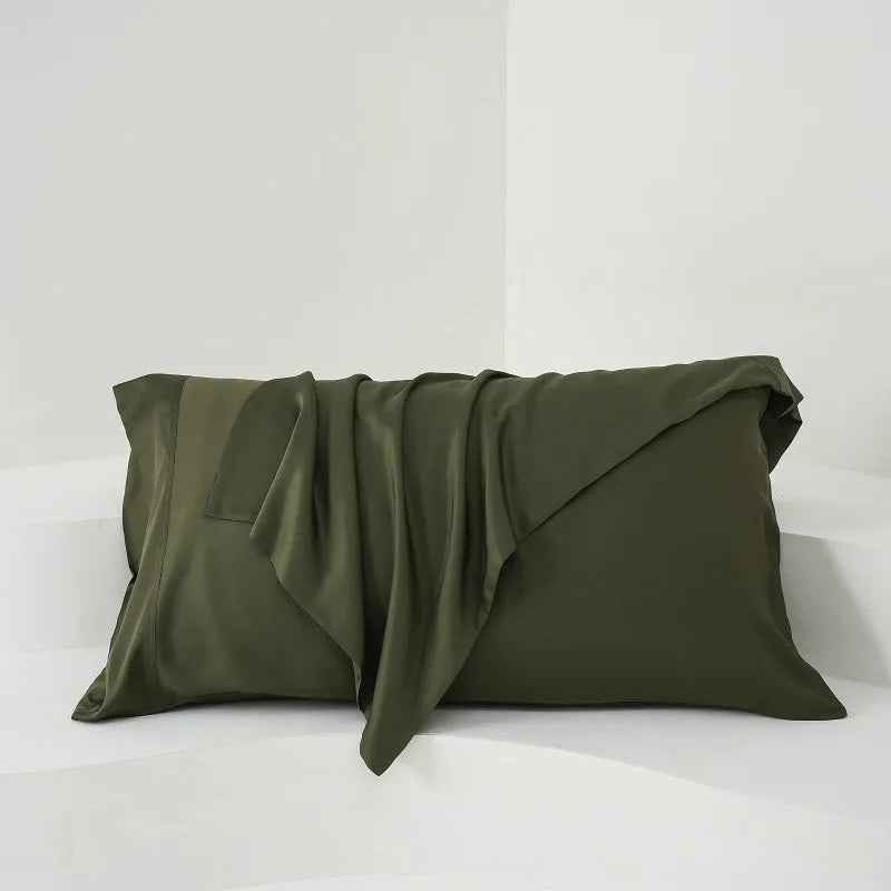 Pair of bamboo fiber satin pillowcases 50x77cm in modern simplicity style