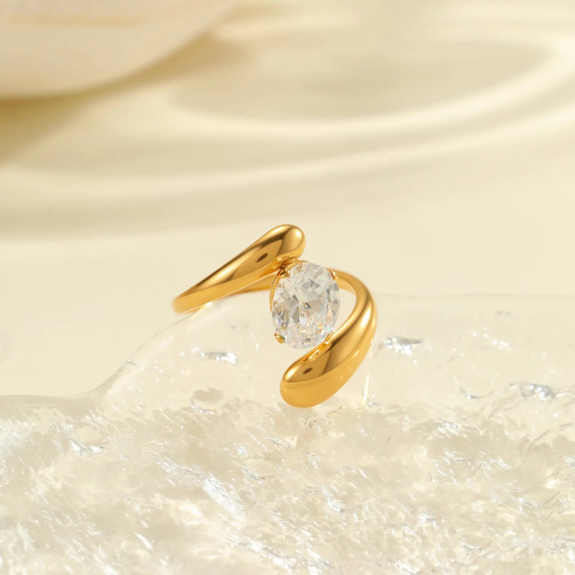 Geometric stainless steel open-mouth zircon ring for women in a silver tone.