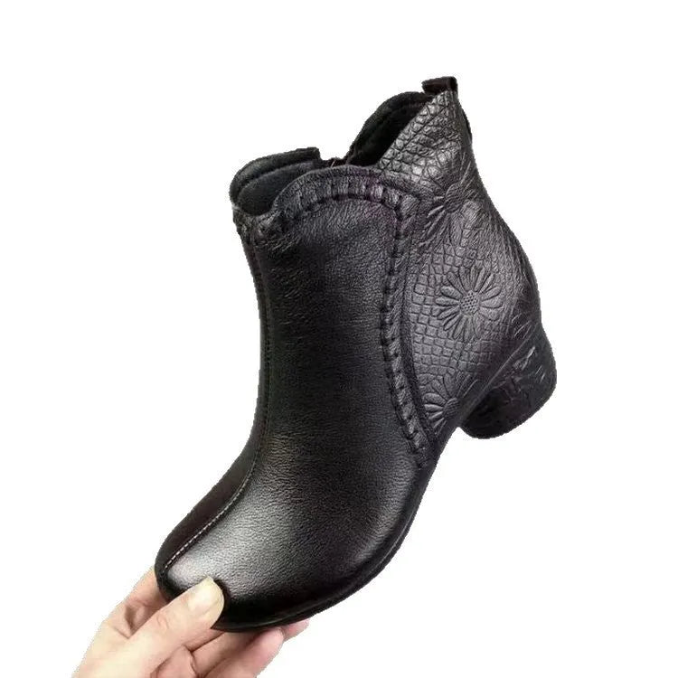Women's winter ankle boots, brown or black, mid block heel 3-5cm, anti-slip rubber sole, side zipper, sizes 35-40