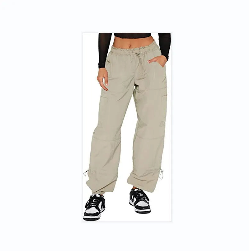 Straight-leg loose fit cargo casual pants in multiple colours on a mannequin, showing utility pockets.