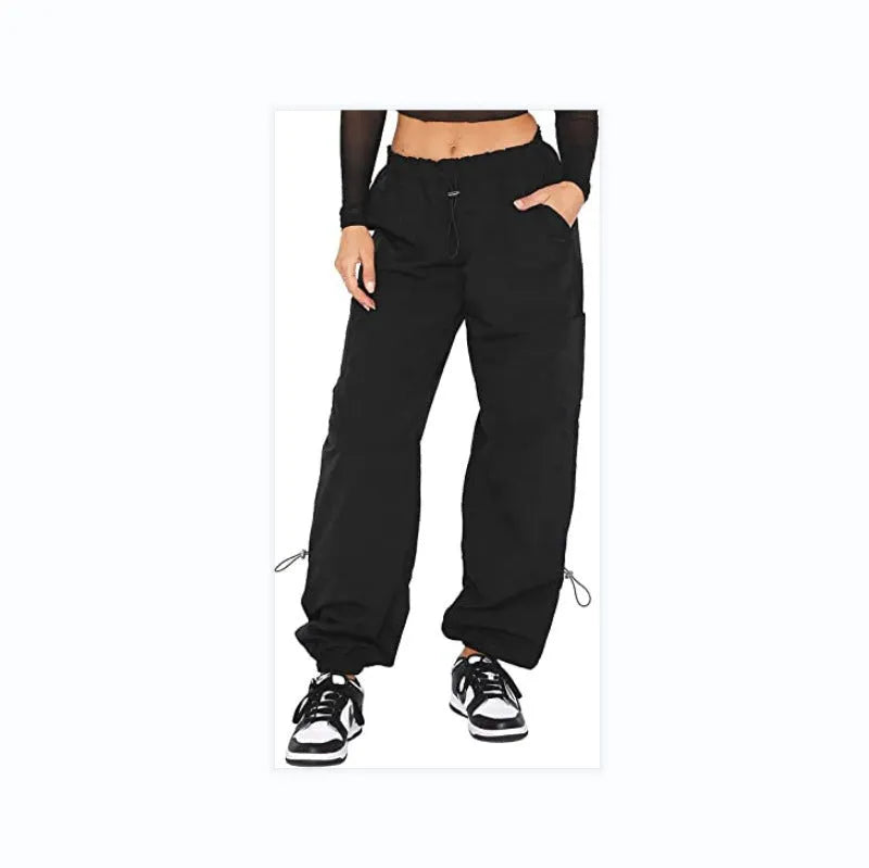 Straight-leg loose fit cargo casual pants in multiple colours on a mannequin, showing utility pockets.