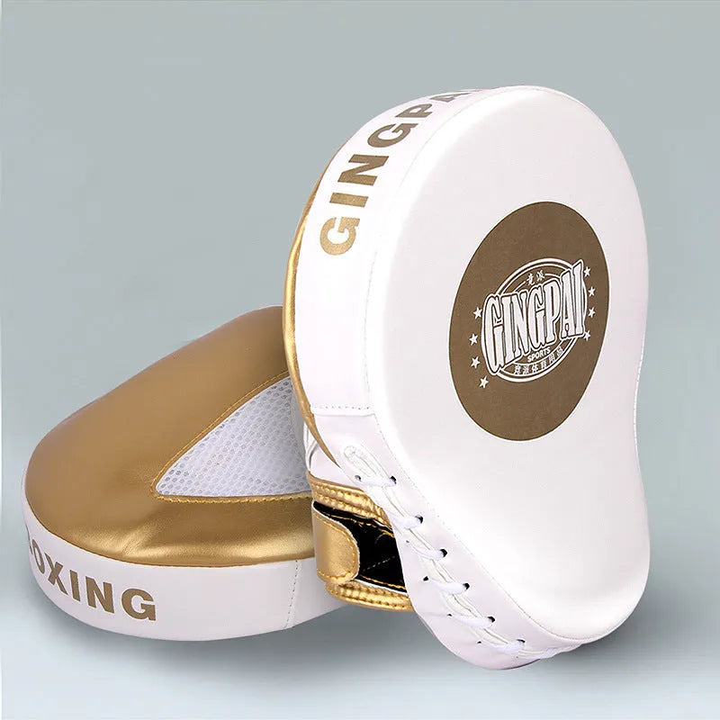Vertical gold and green PU baffle target for boxer and sanda punch and kick training.