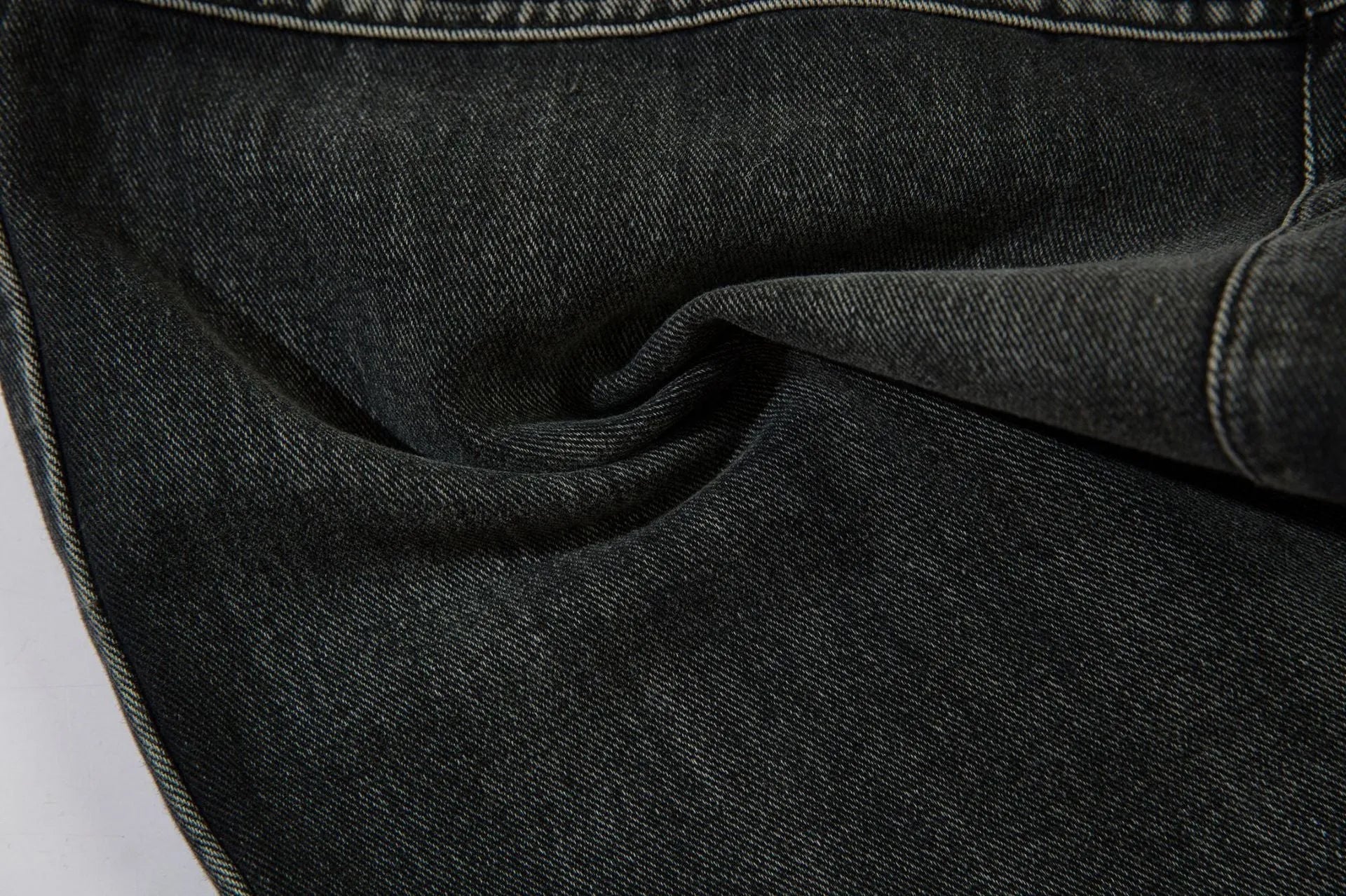 Men's black cotton loose-fitting wide-leg trousers with mid waist design