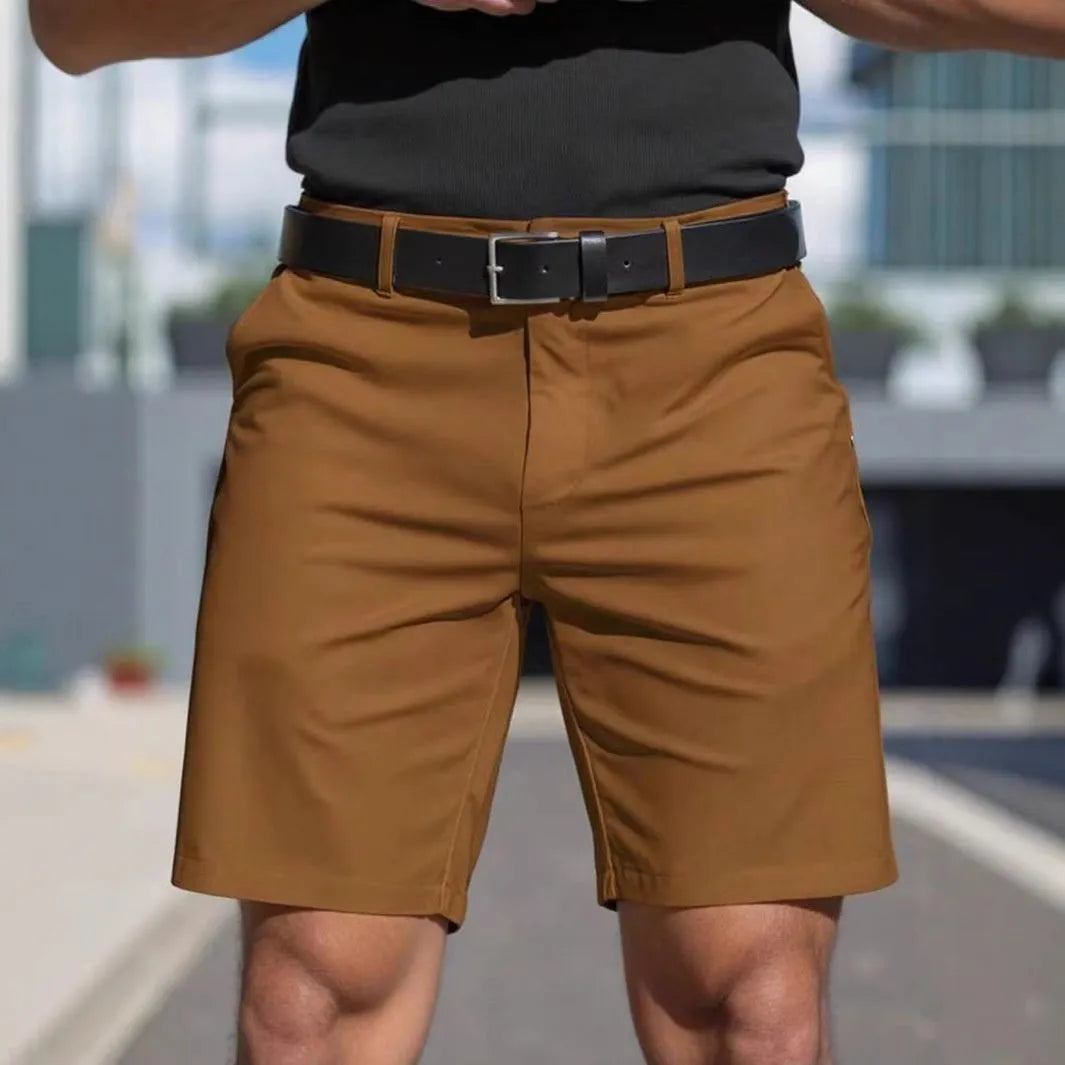 Men's solid colour elastic shorts trousers in straight cut fifth pants length