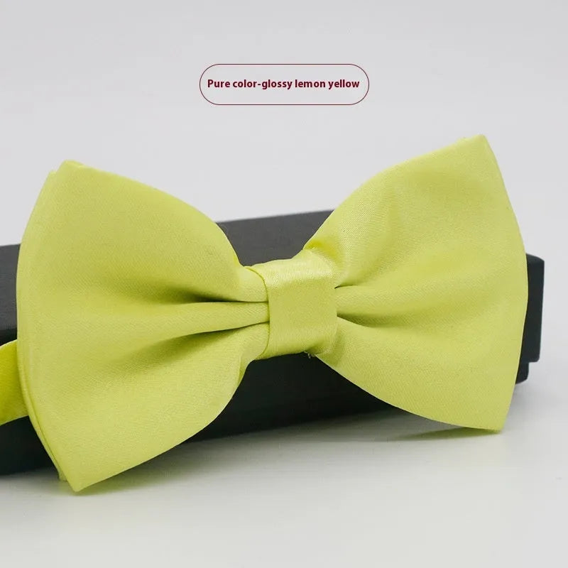 Men's solid colour flat head polyester bow tie on white background