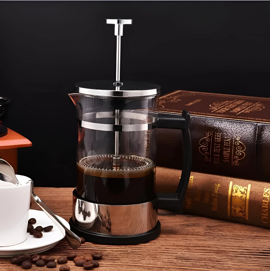 Compact stainless steel and glass manual coffee maker with 350ml capacity