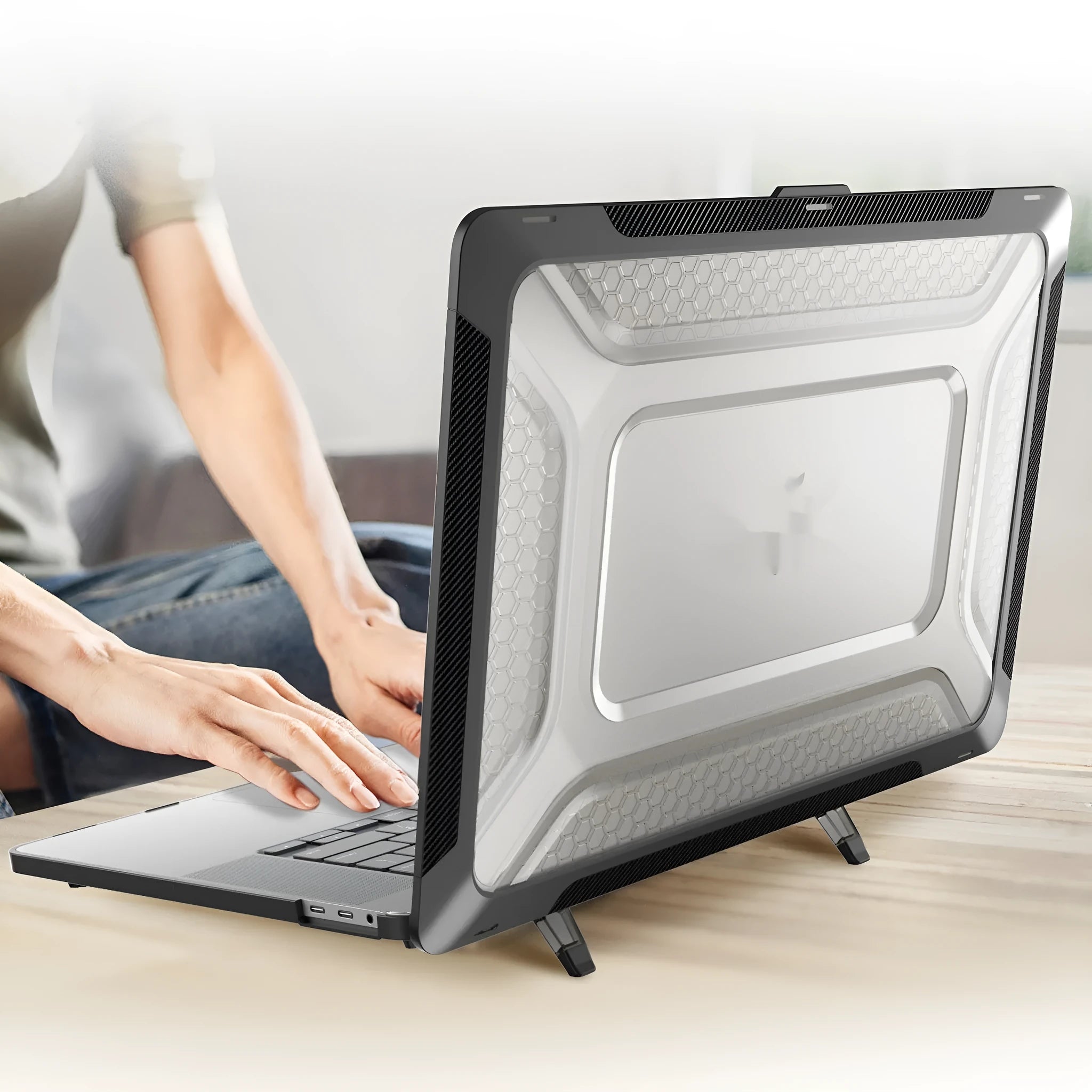 Slim hard protective shell case for a MacBook laptop in sapphire blue colour.