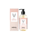 A 100g bottle of low-sensitivity two-in-one bath lotion with oat extract.