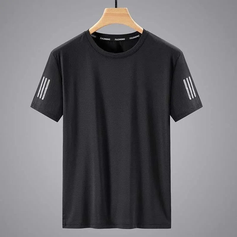 Men's summer solid colour ice T-shirt in black polyester bird eye cloth with round neck and short sleeves on a plain background